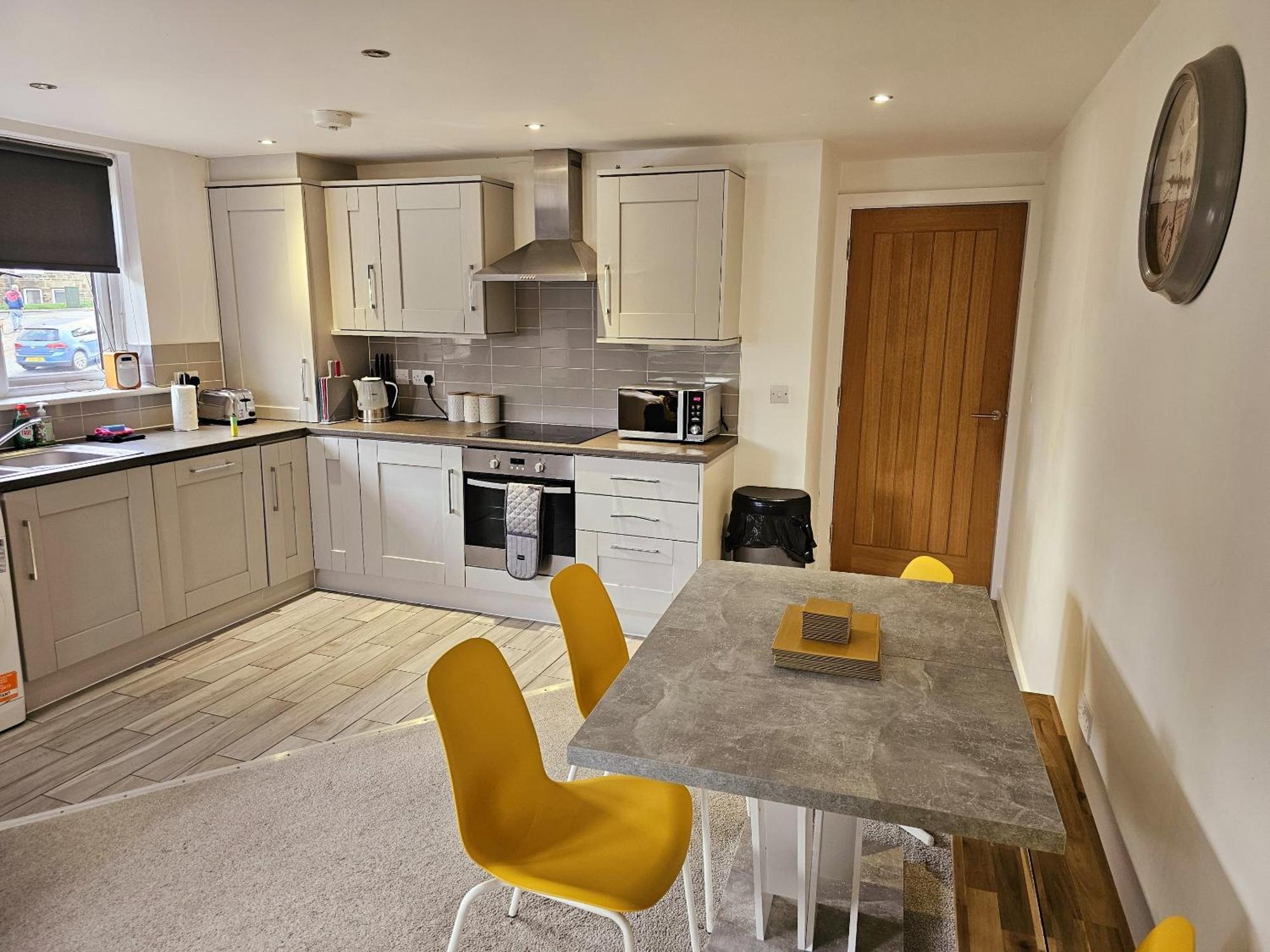 Homebird Property - Epsom Apartment Harrogate Luaran gambar